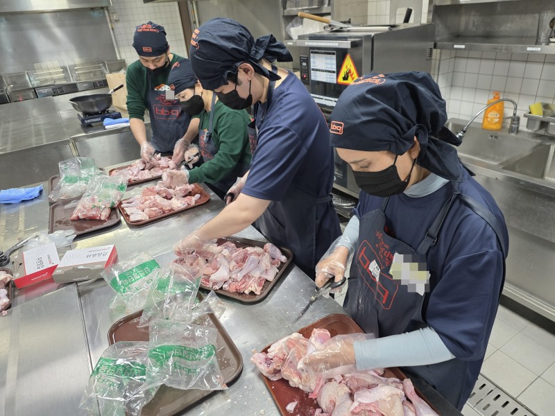 사진=제너시스BBQ