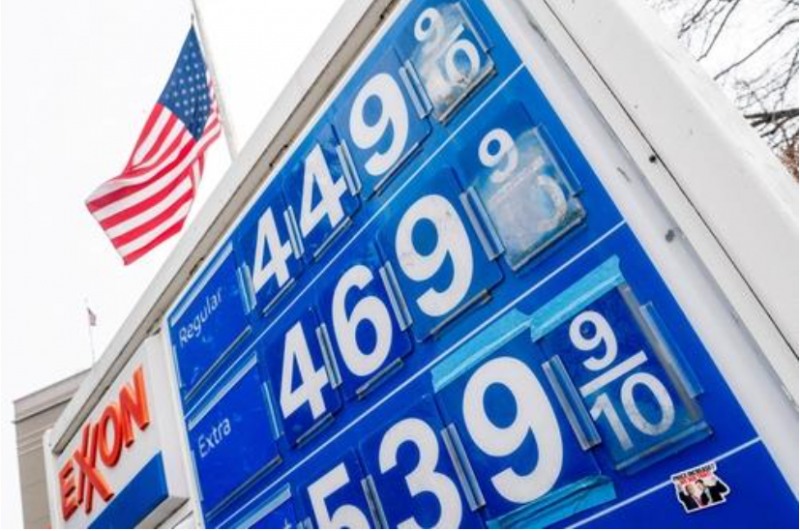미국의 휘발유 가격이 갤런당 4달러에 달하며 2005년 카트리나 사태이후 20년만에 최고치를 기록하고 있다. 사진=연합뉴스