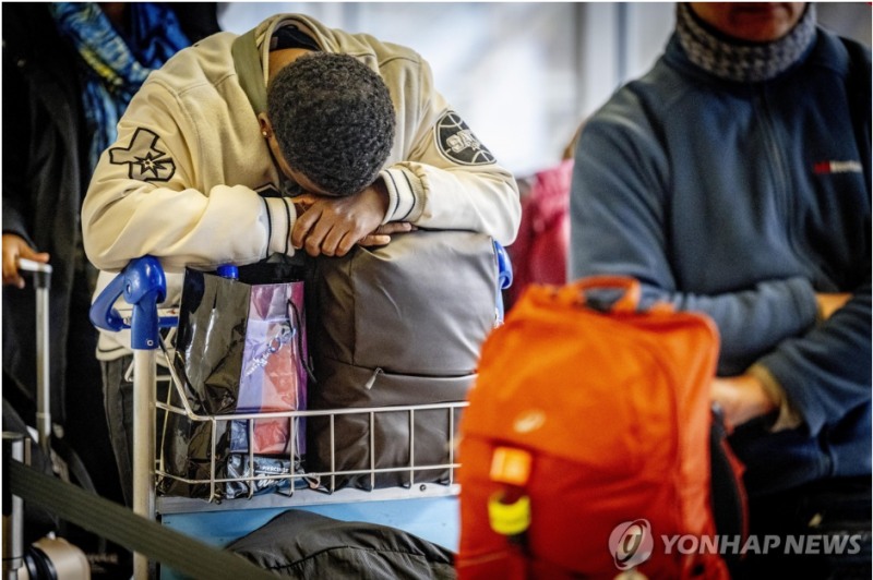 이번 달 아시아-유럽 항공료가 최대 560% 치솟았다고 블룸버그통신이 26일 보도했다. 사진=EPA, 연합뉴스