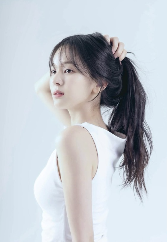 르비에메르, 첫 브랜드 모델로 배우 백서라 발탁