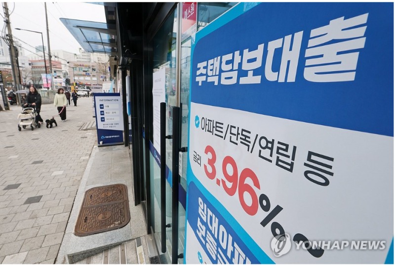 지난달 예금은행 주담대 금리가 오르며 5개월 연속 상승세를 이어갔다. 사진=연합뉴스