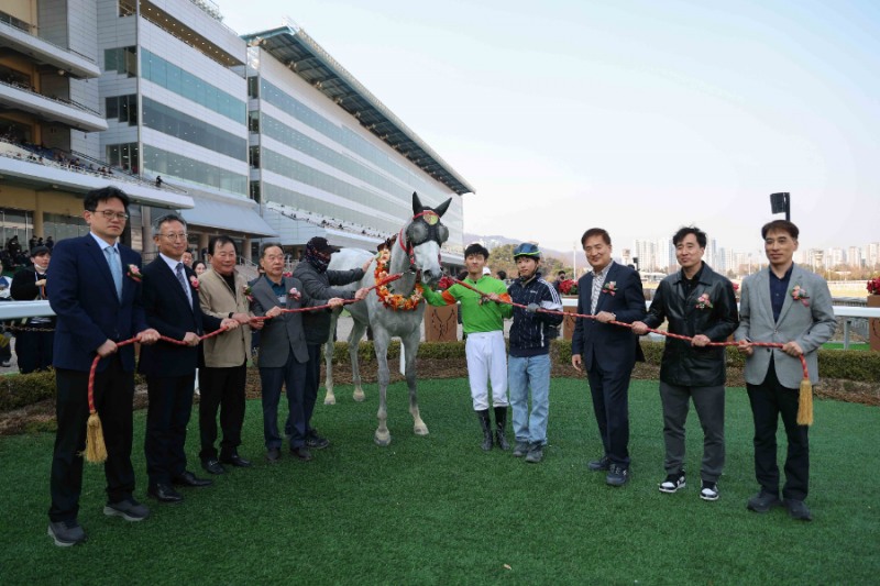 제29회 동아일보배 단체 기념 사진