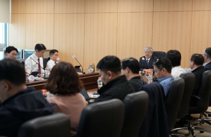 ▲ 27일‘AI 혁신 추진단’발대식에서 박정현 코레일유통 대표가 인사말을 하고 있다.