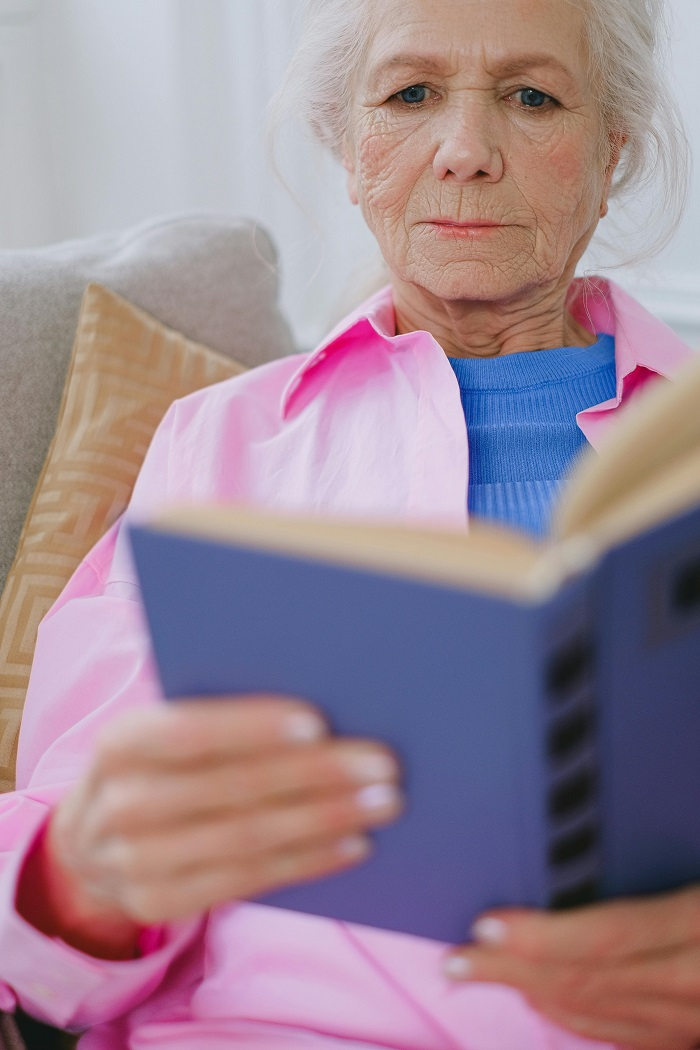 한국장학진흥원, 노인교육 자격증 무료수강 이벤트 열어