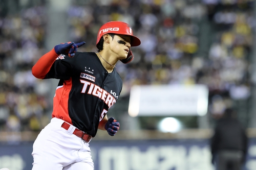 31일 LG 전에서 홈런을 때린 KIA 김도영 / 사진=KIA 타이거즈 제공.