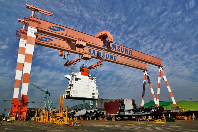 삼성중공업 거제 조선소에서 선박을 건조하고 있다. 사진= 삼성중공업