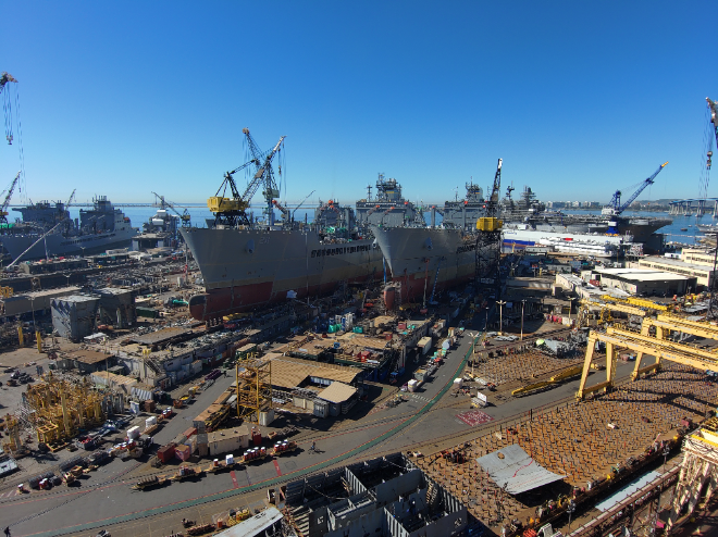 미국 캘리포니아 샌디에이고에 위치한 나스코(NASSCO) 조선소에서 선박을 건조하고 있다. 사진= 삼성중공업