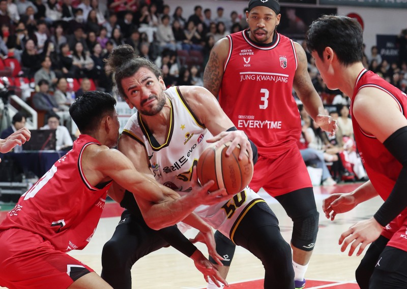 마레이 '파울이야'. / 사진=연합뉴스