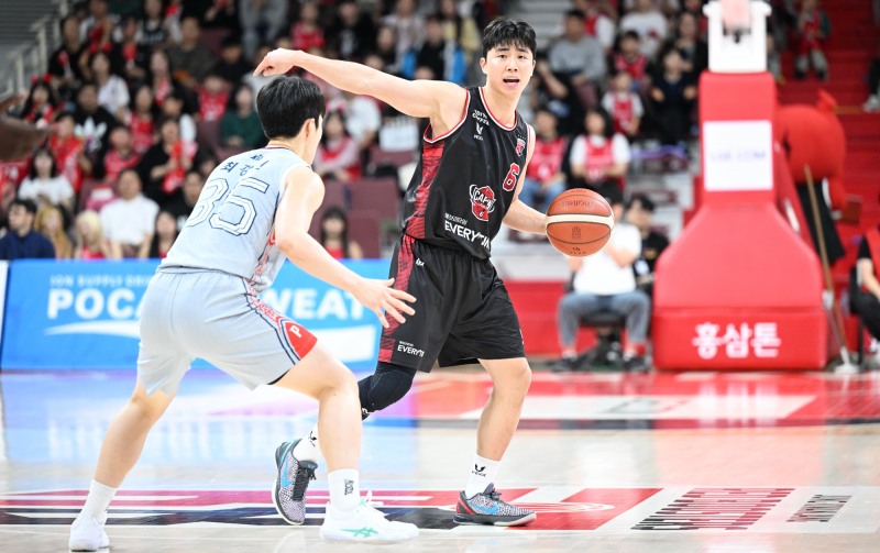 정관장의 박지훈(오른쪽). / 사진=연합뉴스