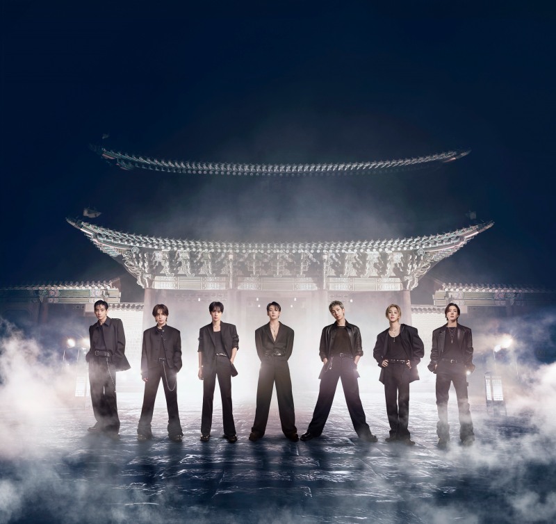 방탄소년단 'ARIRANG', 빌보드 200 2주 연속 1위...한국 가수 최초