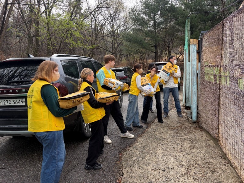 네츄럴코어, ‘글로벌 프렌즈 봉사단’으로 ‘유기동물 케어와 해외 입양까지’ 잇는다