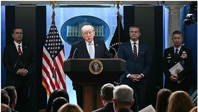 (상보) 트럼프 “이란 전체 하룻밤 새 무너질 수도...그 시점 바로 내일 될 가능성”