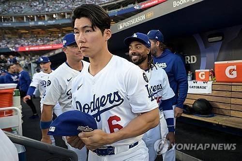 '로버츠 감독, 정말 너무 하는 것 아뇨?' 김혜성 또 1할 타자에 밀렸다! 하루 만에 선발 제외, 프리랜드는 계속 2루수 기용⁷889