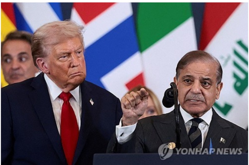 트럼프 대통령과 파키스탄 총리. 사진=연합뉴스