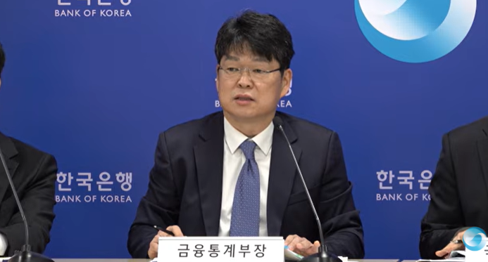 (상보) 유성욱 한은 금융통계부장 “3월 경상수지, 2월 웃도는 흐름 예상…반도체·석유제품 수출 견인”