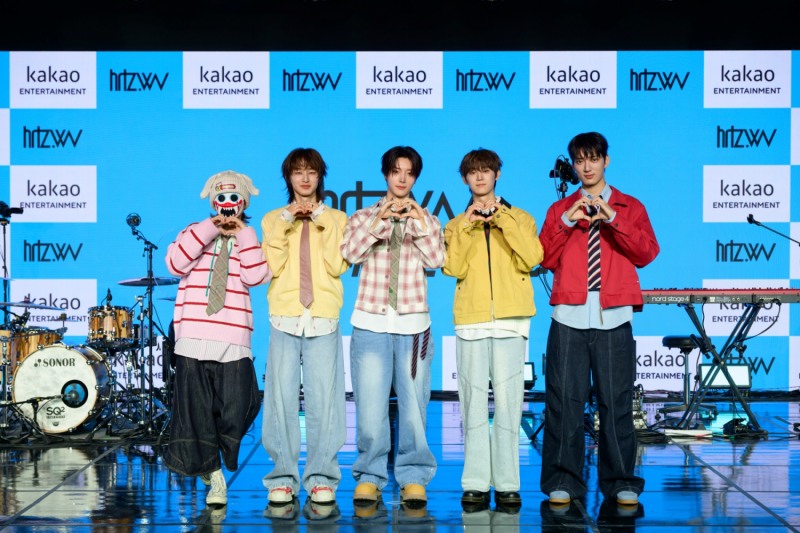 하츠웨이브, 오늘(9일) ‘엠카운트다운’ 출연…데뷔곡 ‘NINETEEN’ 방송 최초 공개