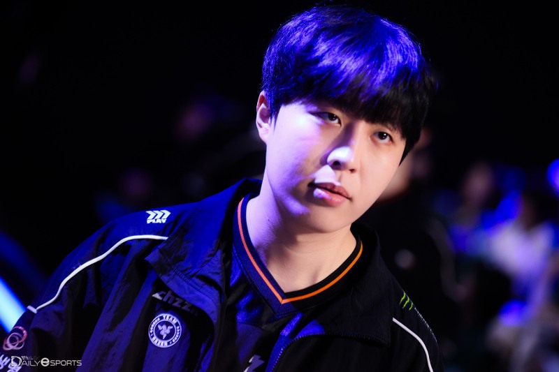 POM 받은 '카나비' 서진혁, "공격적이지만 최대한 팀에 맞출 것"