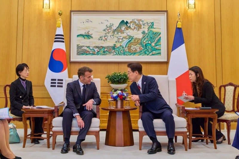 지난 3일 열린 한국-프랑스 정상회담 소인수회담(출처: 청와대)