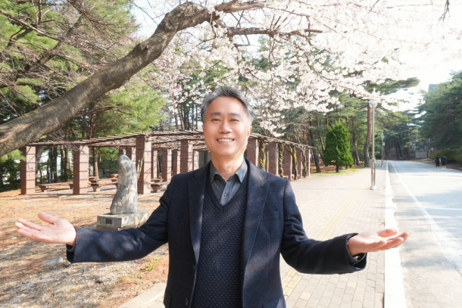 주해종 교수.(사진제공=가톨릭관동대)