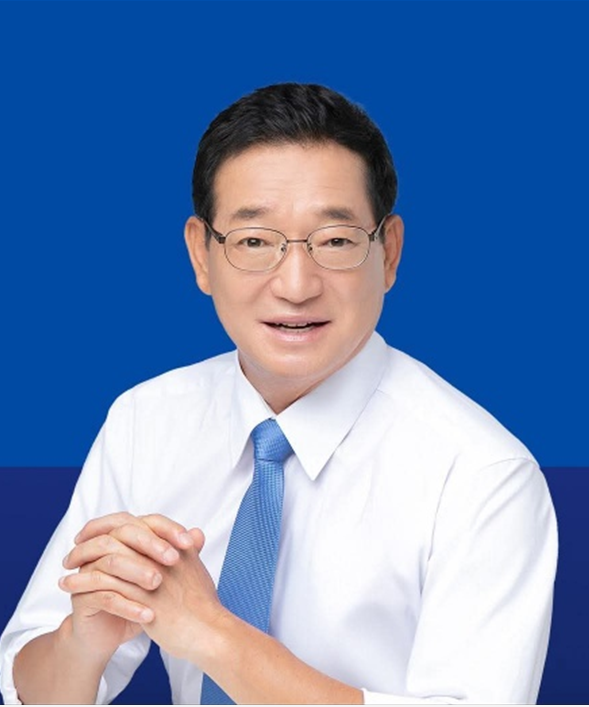 박남수 “행정 아는 시장 필요”…33년 경력 전면 부각