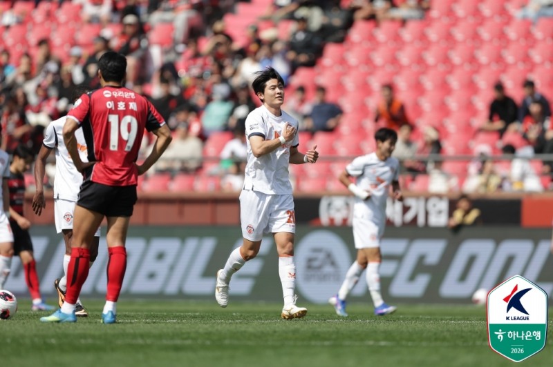 포항을 상대로 선제 결승 골로 K리그 데뷔골 맛을 본 제주 장민규. / 사진=연합뉴스