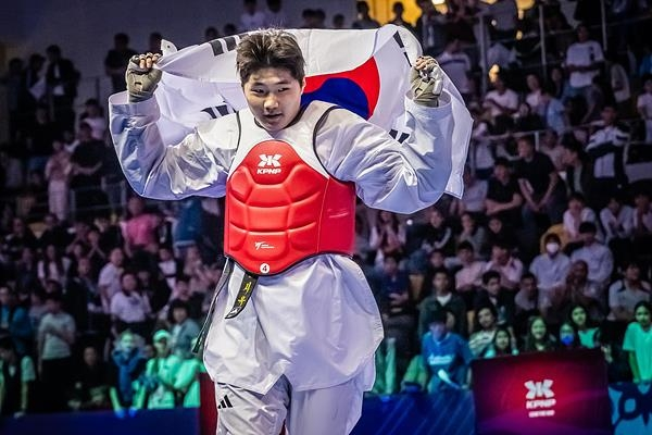 우승한 엄시목 / 사진=WT 제공. 연합뉴스