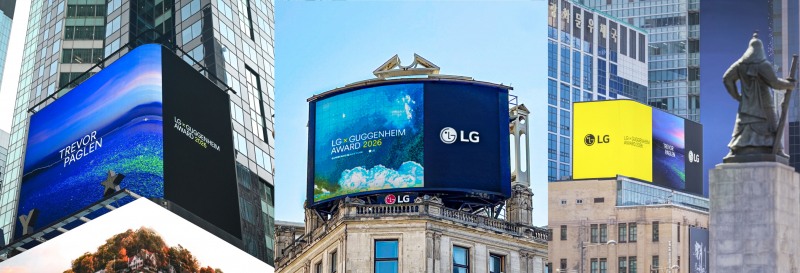 (왼쪽부터)뉴욕 타임스 스퀘어, 런던 피카딜리 서커스, 서울 광화문광장에서 2026년 LG 구겐하임 어워드 수상자 트레버 페글렌의 수상을 축하하는 영상이 상영되고 있다./LG