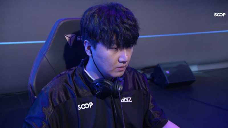 디펜딩 챔피언인 '소마' 박상현이 승자전 역전승을 거두며 8강에 진출했다(출처=대회 실황 캡처).