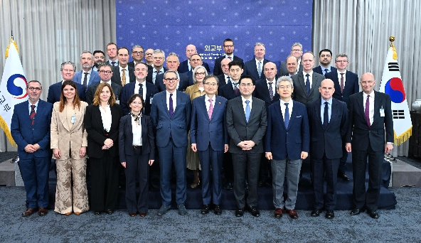 주NATO 30개국 대사단 접견