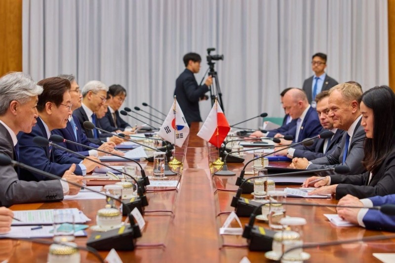 이재명 대통령과 도날드 투스크 폴란드 총리가 13일 정상회담을 개최했다(출처: 청와대)