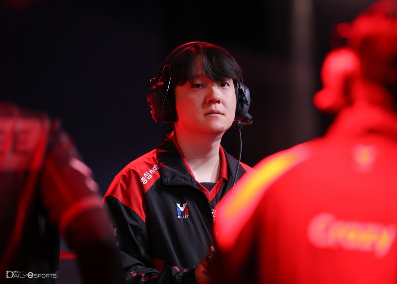 농심 최인규 감독, "밴픽과 챔피언 장점 살린 승리"