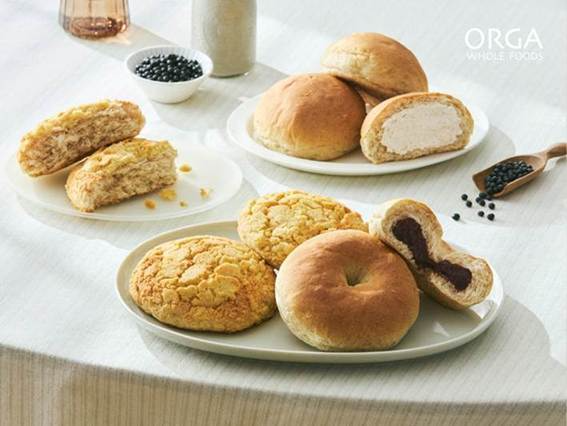 풀무원 올가홀푸드, 전통 식재료 재해석 ‘검정콩 간식빵’ 3종 출시