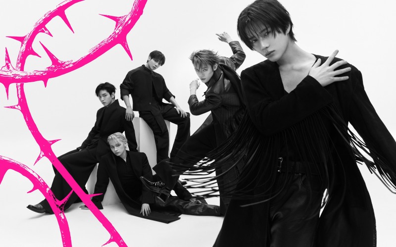 투모로우바이투게더 미니 8집, 일본서 발매 첫 주 23만 장 팔리며 주간 앨범 랭킹 1위 직행