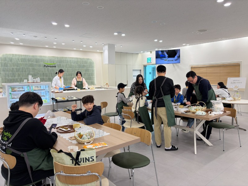 “두부 만들고 콩 심고”…풀무원, 가족 맞춤형 공장견학 프로그램 ‘팩토리 에코’ 시작