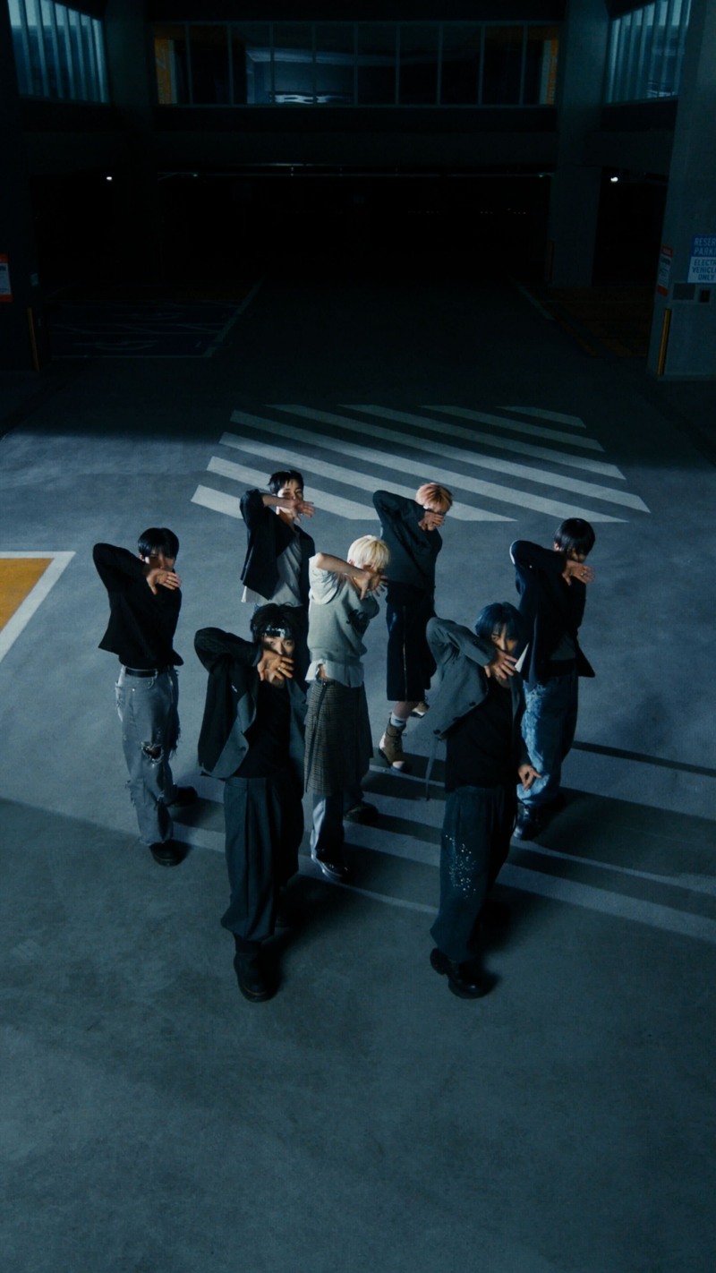 NEXZ, ‘전원 춤수저’ 보는 맛 살린 컴백곡 'Mmchk' 7인 단체 댄스 챌린지 영상 오픈