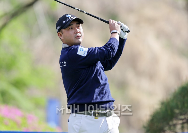 KPGA 투어 우리금융 챔피언십 1라운드 7언더파 64타를 친 이태훈. /손진현 기자