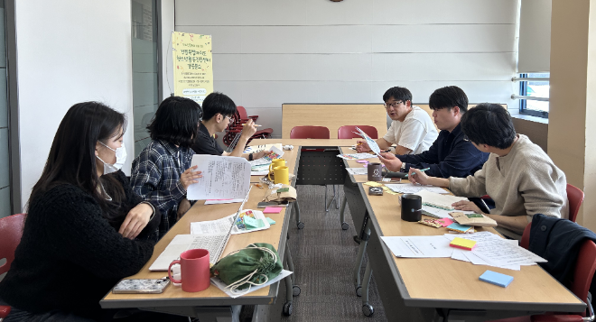 프로그램 개발 TF 회의 사진. (사진제공=강원특별자치도청소년활동진흥센터)