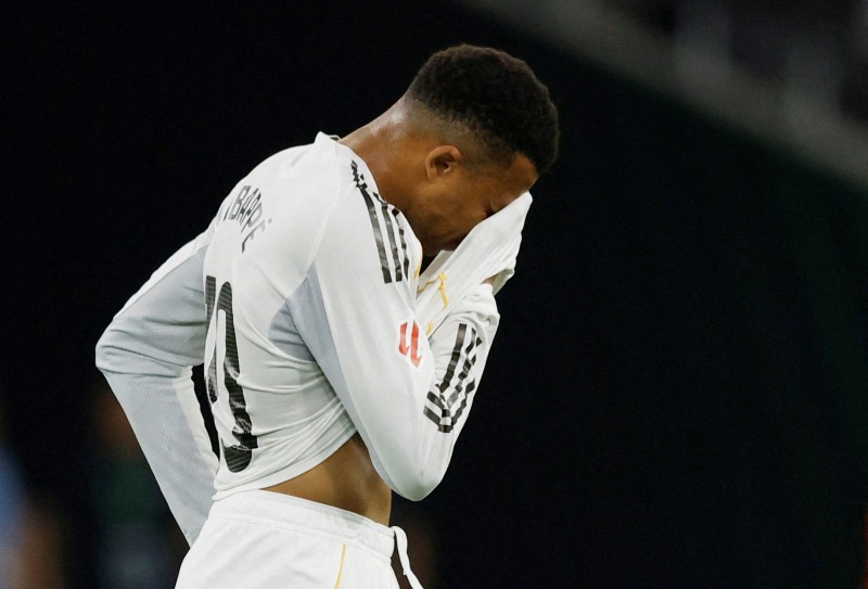 망연자실 음바페. / 사진=연합뉴스