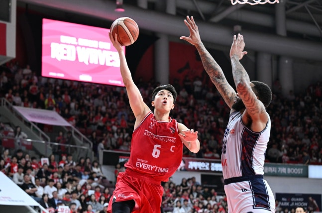 정관장 박지훈(6번) / 사진=KBL 제공. 연합뉴스