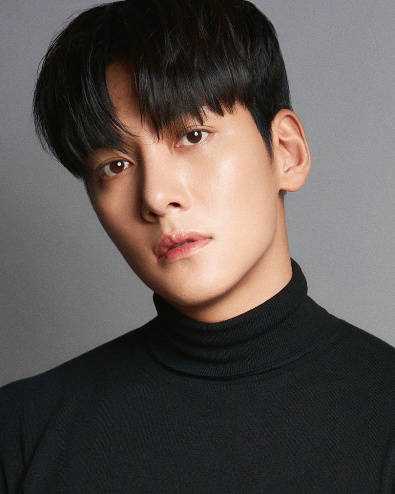 넷플릭스, 윤종빈 감독 영화 ‘보통사람들’ 제작 확정…손석구·하정우·지창욱·현봉식·서현우 출연