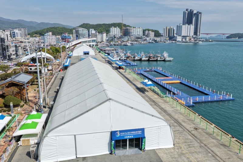 ‘2026 Pre 완도국제해조류박람회’의 산업관·홍보관 (사진제공=완도군)