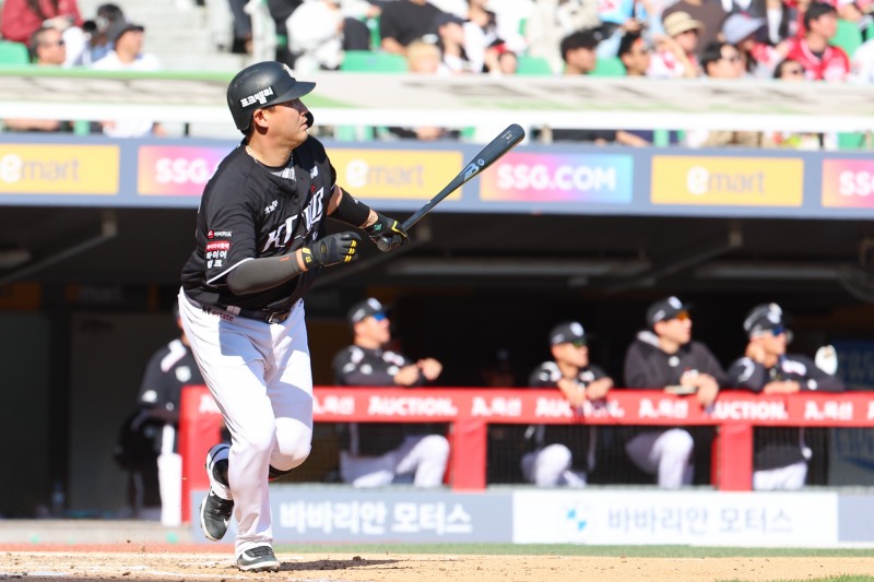 3점 홈런 친 장성우. / 사진=연합뉴스
