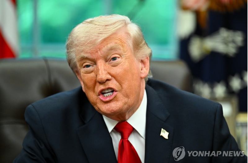 트럼프대통령은 30일(현지시간) 미중부사령관과 만나 군사작전 재개를 진지하게 검토하고 있는 것으로 알려졌다. 사진=UPI, 연합뉴스