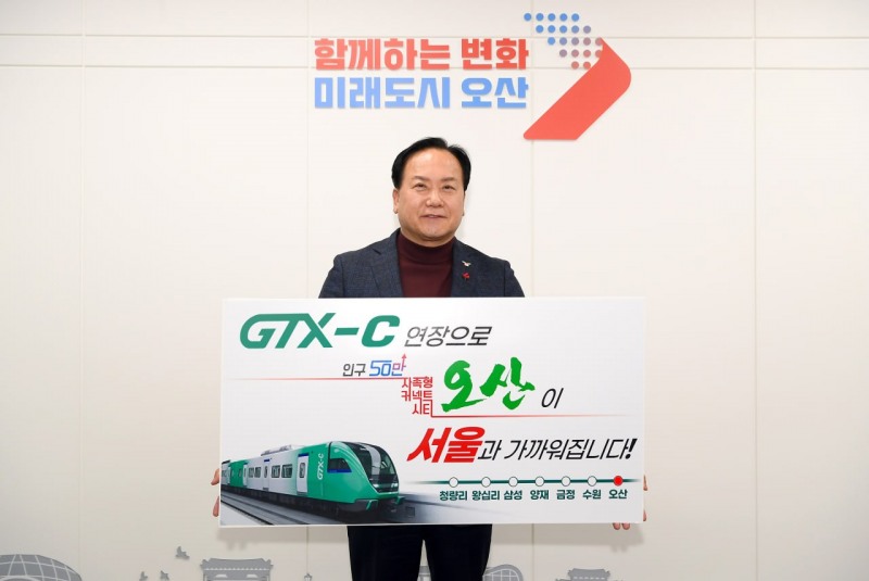 이권재 오산시장 후보는 4일 대중교통 혁신공약을 발표했다./선거캠프