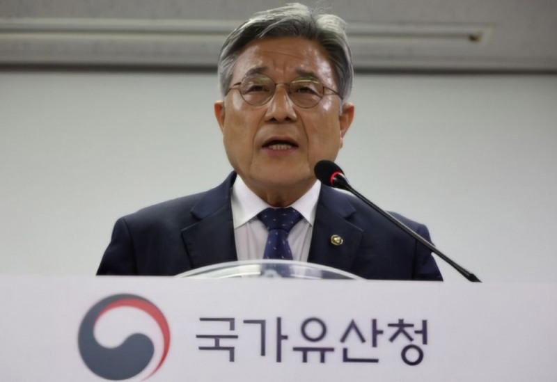 지난 3월 31일 허민 국가유산청장이 유네스코 본부에 태권도 인류무형유산 대표목록 등재 신청서 제출에 대해 브리핑 하고 있다/ 사진= 국가유산청 제공.