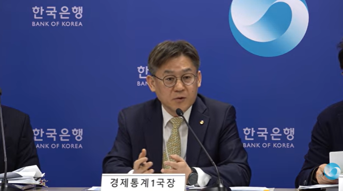 (상보) 김영환 한은 국장 "4월 경상수지도 좋은 흐름 예상...반도체 호조 지속 관건"