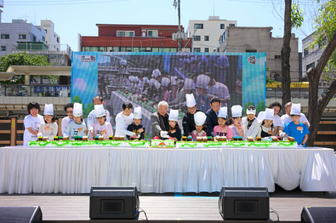 '2026 관악 책빵축제' 나눔선언식 사진. (사진제공=관악문화재단)
