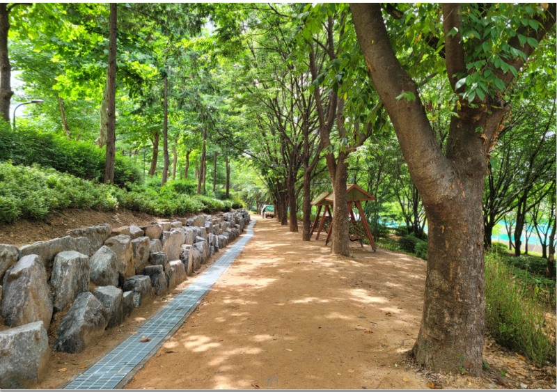 리모델링한 행신동 도시숲 모습./경기도