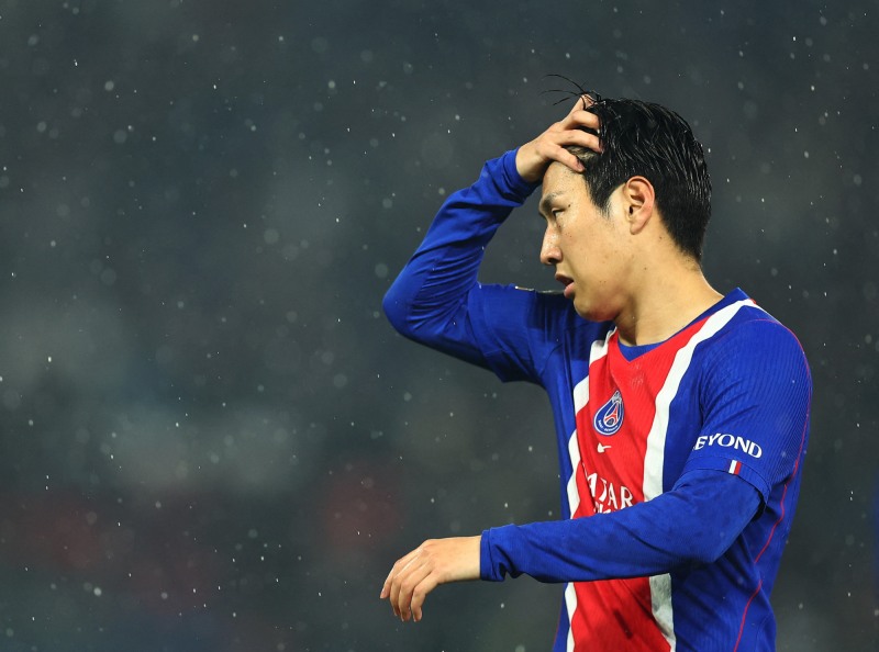 브레스트와 경기하던 PSG 이강인. / 사진=연합뉴스