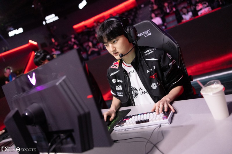 T1 '페이즈' 김수환.